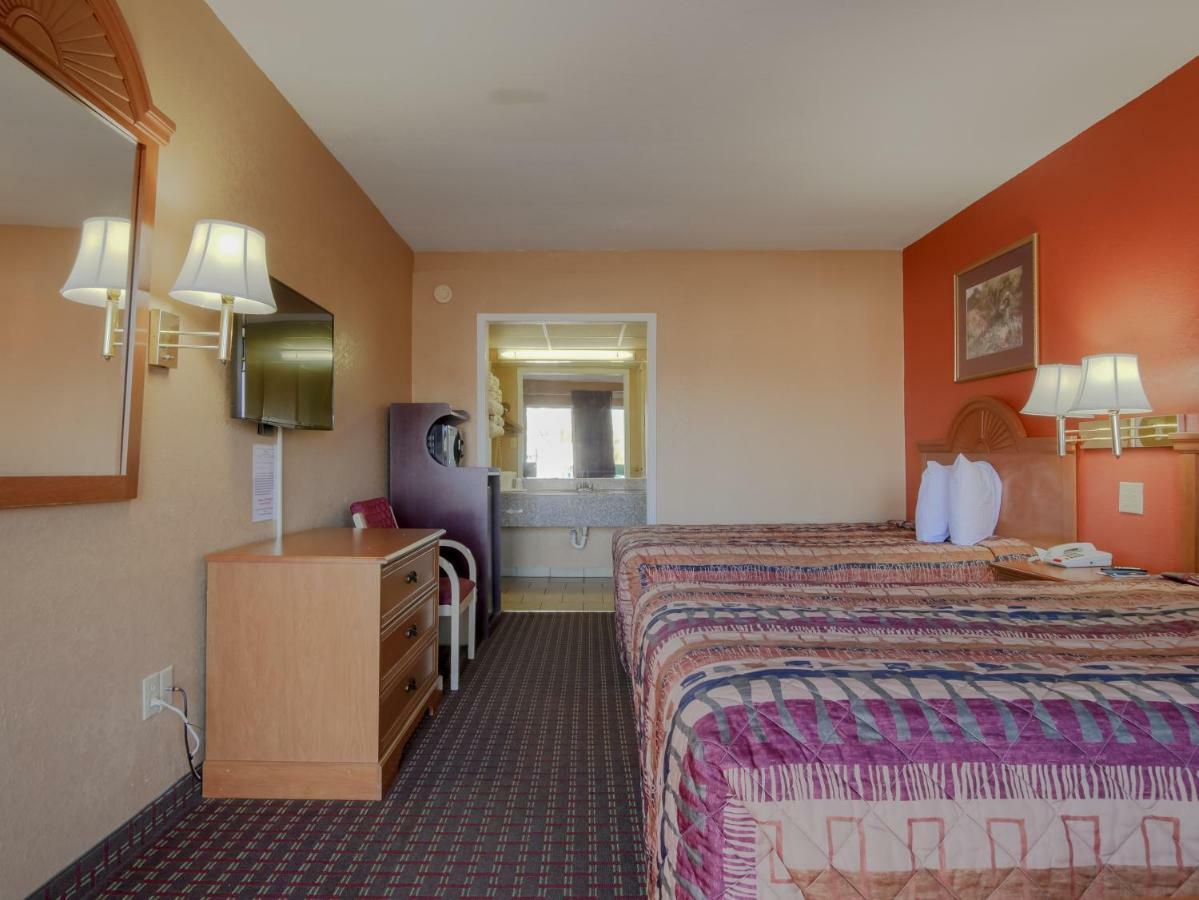 Lakeview Inn - Kingston Luaran gambar