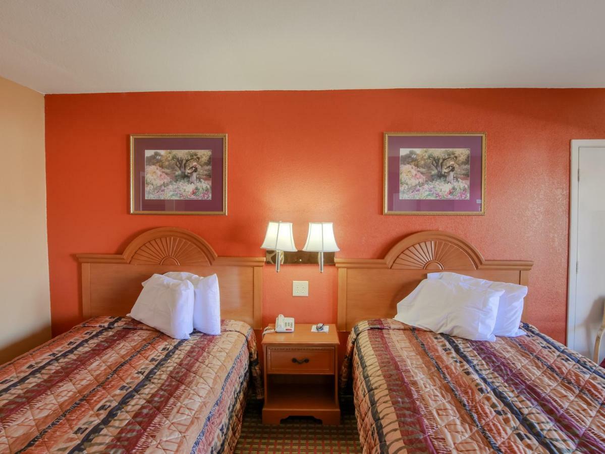 Lakeview Inn - Kingston Luaran gambar