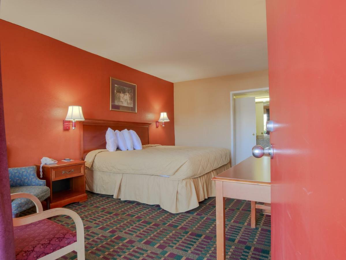 Lakeview Inn - Kingston Luaran gambar